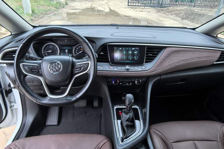 Used Buick GL6 2019 18T 6-Seater Connected Luxury Version China VI Standard
