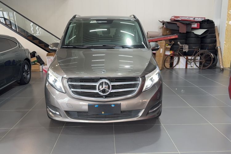 Used Mercedes-Benz V-Class 2017 V 260 Prestige Edition
