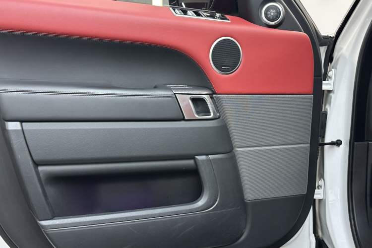 Used Land Rover Range Rover Sport 2020 3.0 L6 HSE DYNAMIC