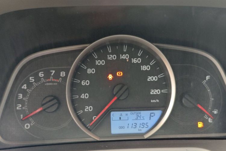 Used Toyota RAV4 2016 2.0L CVT Two-Wheel Drive Fashion Edition China V Standard
