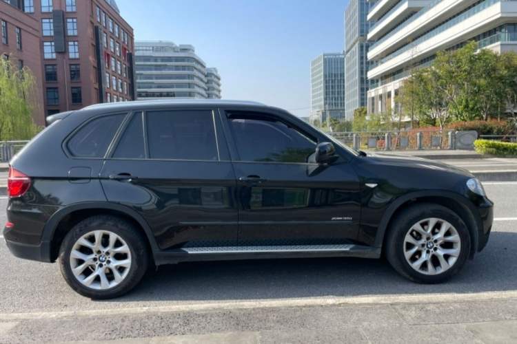 Used BMW X5 2013 xDrive35i Luxury Model
