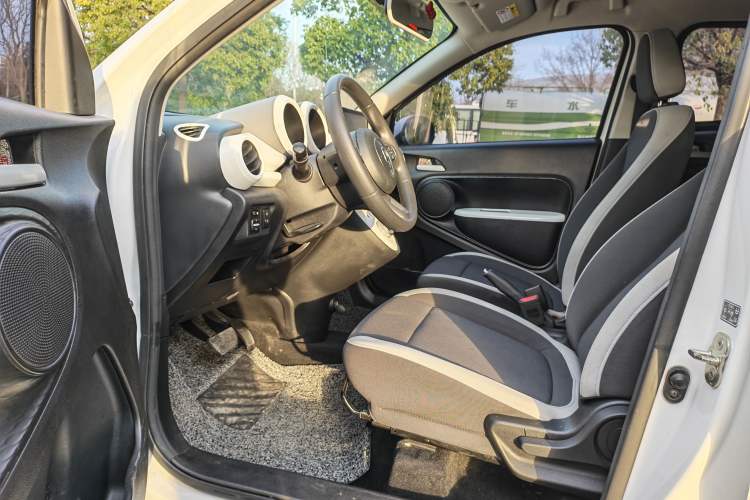 Used ORA Black Cat 2021 301 km Basic Version