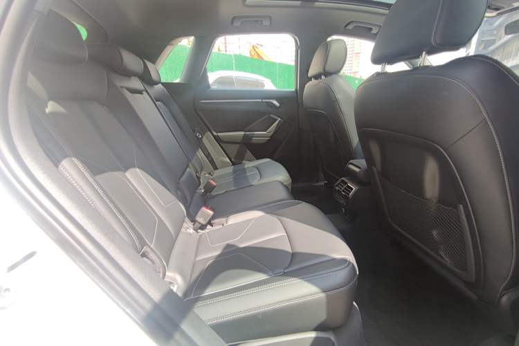 Used Audi Q3 2024 40 TFSI Fashion Dynamic Model
