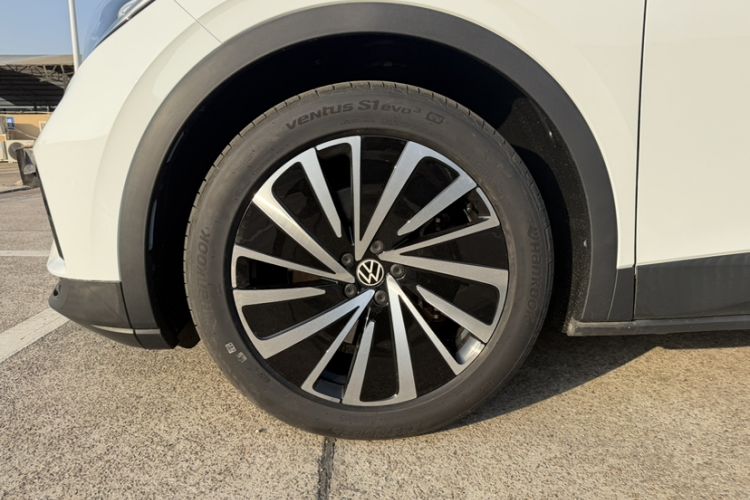 Used Volkswagen ID.4 X 2022 Pure Long-Range Edition