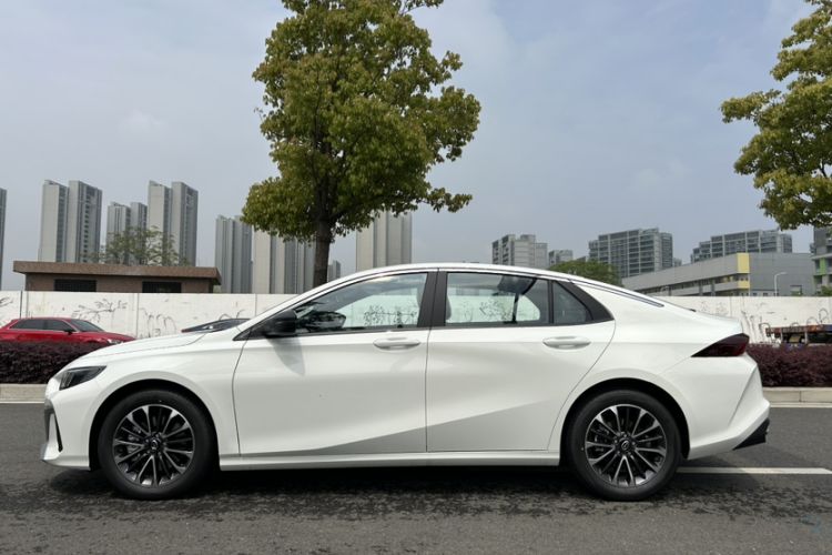 Used GAC Trumpchi EMPOW 2023 Shadow Leopard H High-Energy Hybrid Edition
