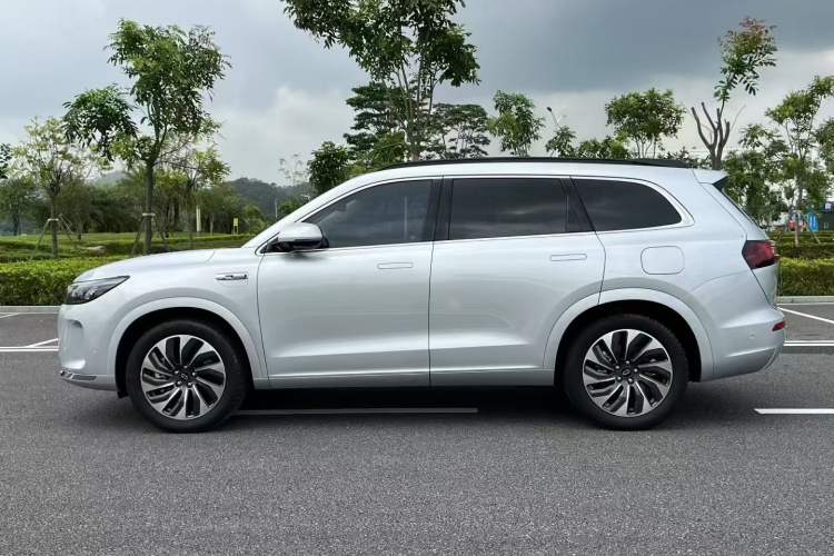 Used Hima AITO M7 2024 1.5T Intelligent Driving 4WD Max Edition 5 Seats
