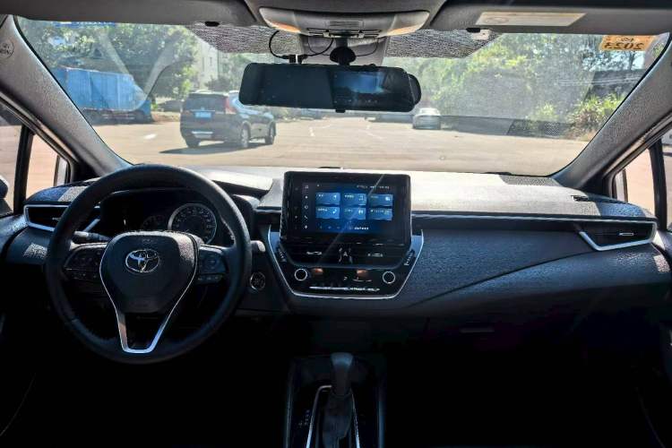 Used Toyota Levin 2021 185T CVT Luxury Edition
