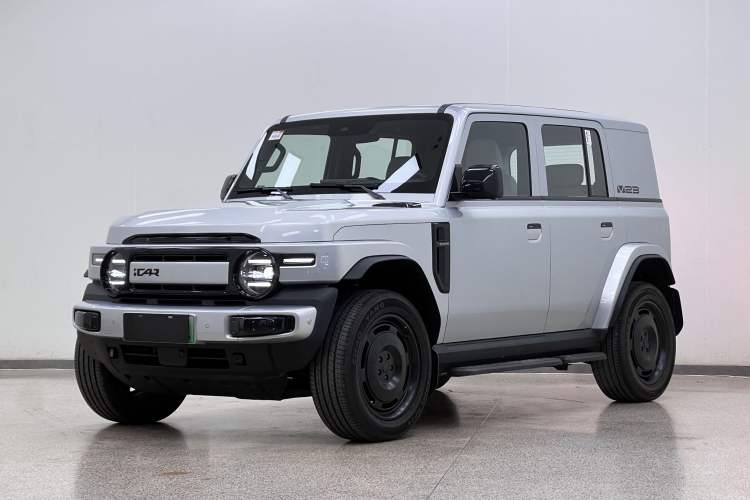 Used  V23 2025 401 Two-Wheel Drive Intelligent Driving Version
