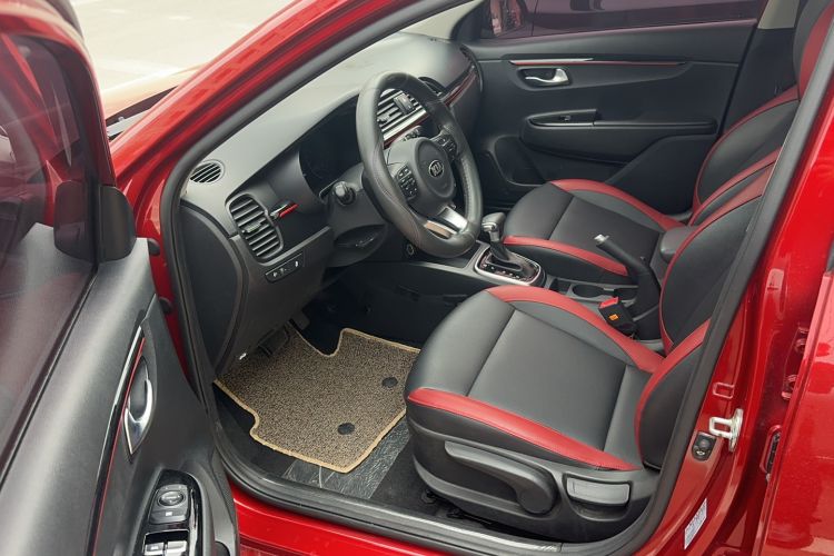 Used Kia KX Cross 2017 1.4L AT GLS
