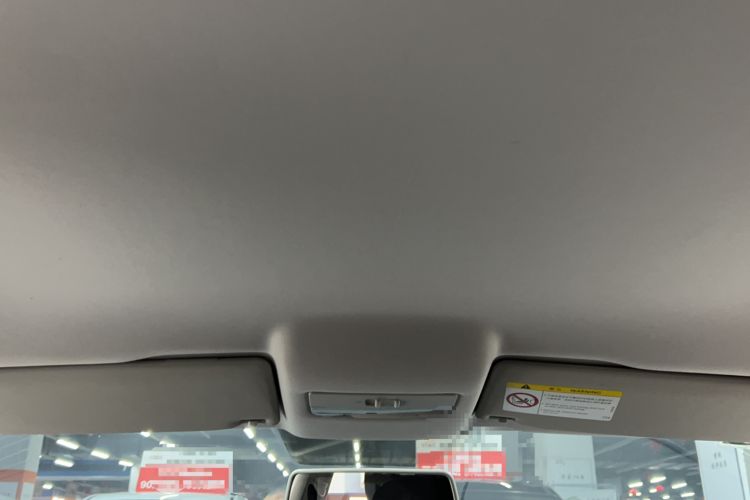 Used Volkswagen Polo 2016 1.4L Manual Fashion Model
