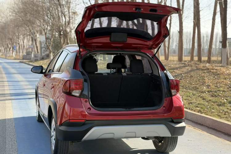 Used Toyota YARiS L 2022 X-Trail 1.5L CVT Leading PLUS Edition
