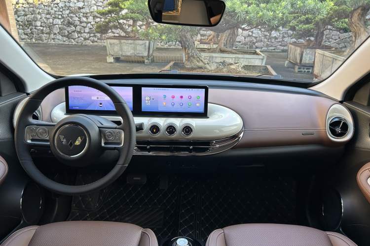 Used Wuling Bingo 2023 333 km Lingxi Connected+ Version