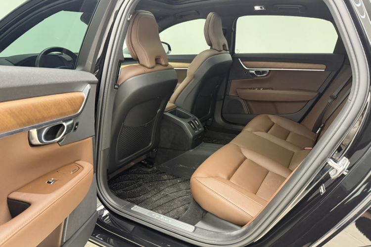 Used Volvo S90 2021 B5 Zhiyi Luxury Edition
