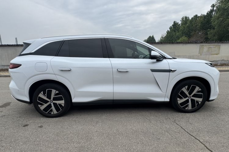 Used BYD Tang L 2025 DM 200KM Four-Wheel Drive LiDAR Flagship Model
