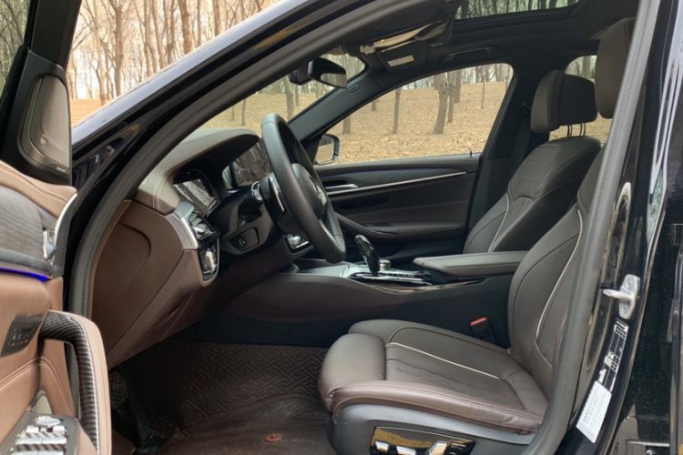 Used BMW 5 Series 2023 530Li Luxury Edition M Sport Package