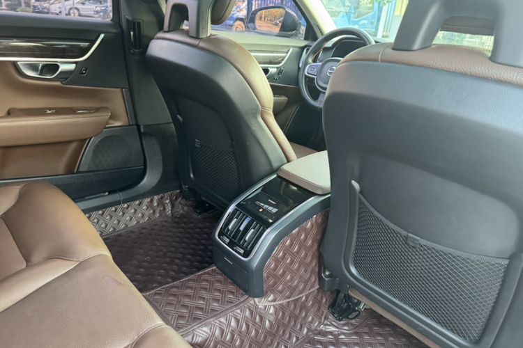Used Volvo S90 2017 T5 Zhiyuan Edition
