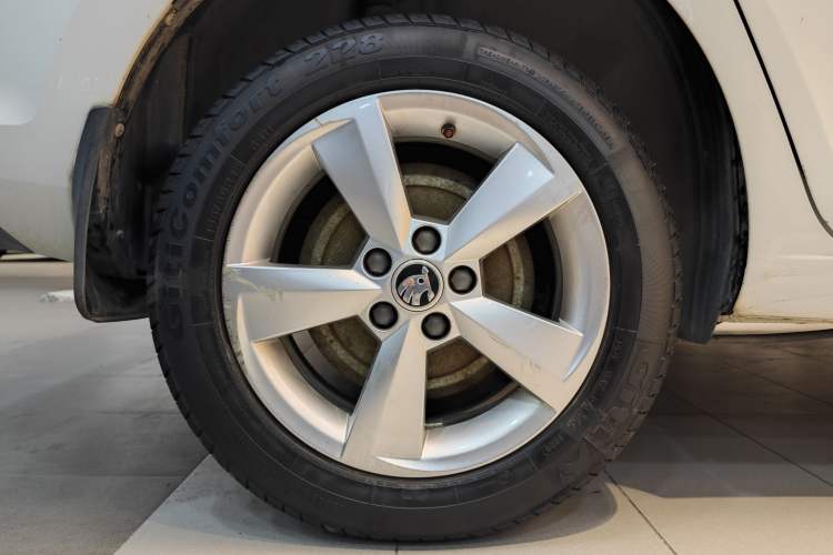 Used Skoda Rapid Spaceback 2019 1.5L Automatic Comfort Edition
