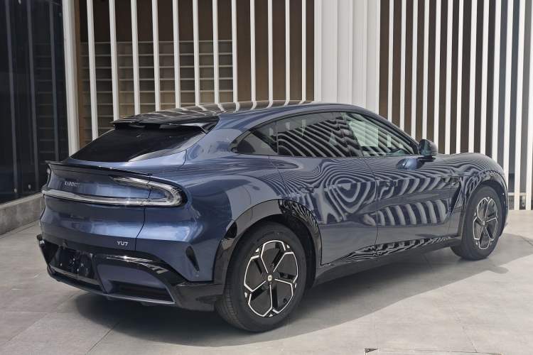 Used  YU7 2025 Ultra-Long Range All-Wheel Drive Pro Version
