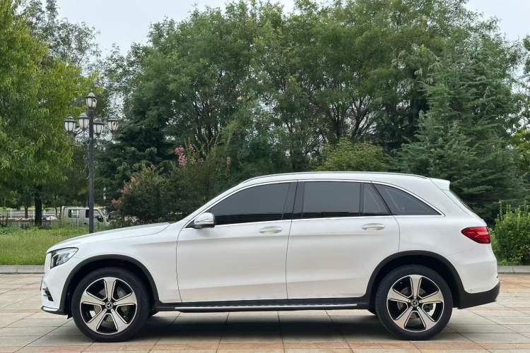 Used Mercedes-Benz GLC 2019 GLC 300 L 4MATIC Luxury Model
