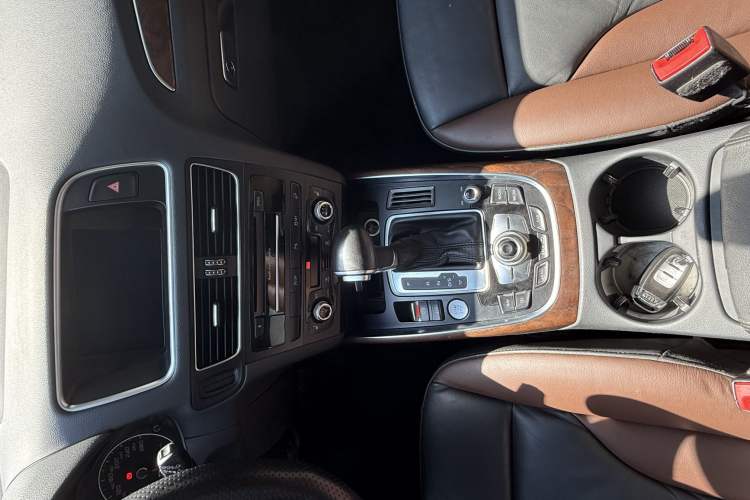 Used Audi Q5 2017 40 TFSI Comfort Model