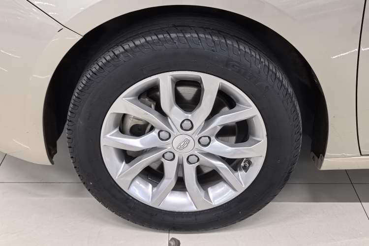 Used Geely Auto Emgrand GL 2017 1.8L DCT Elite Model
