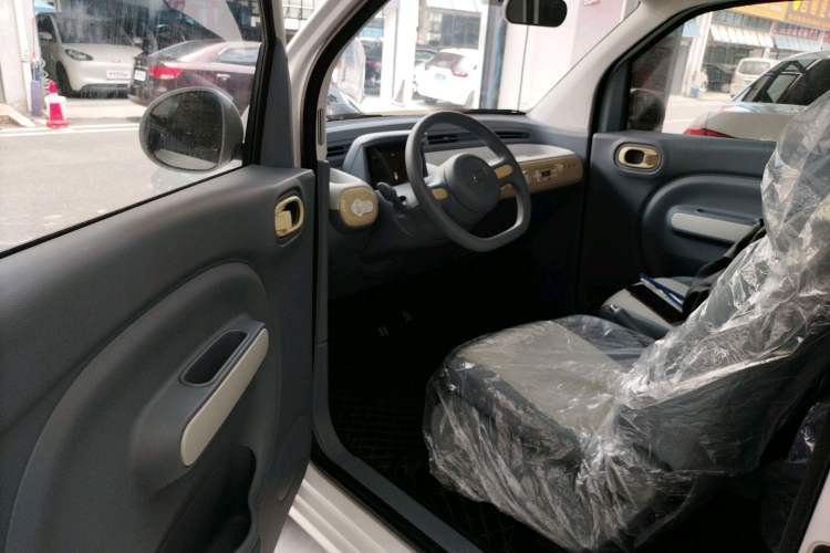 Used Bestune Pony 2025 222km Lightning Horse
