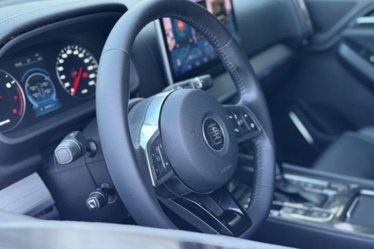 Used BYD Tang 2018 2.0T Automatic Smart Connect Prestige 7-Seater China V Standard
