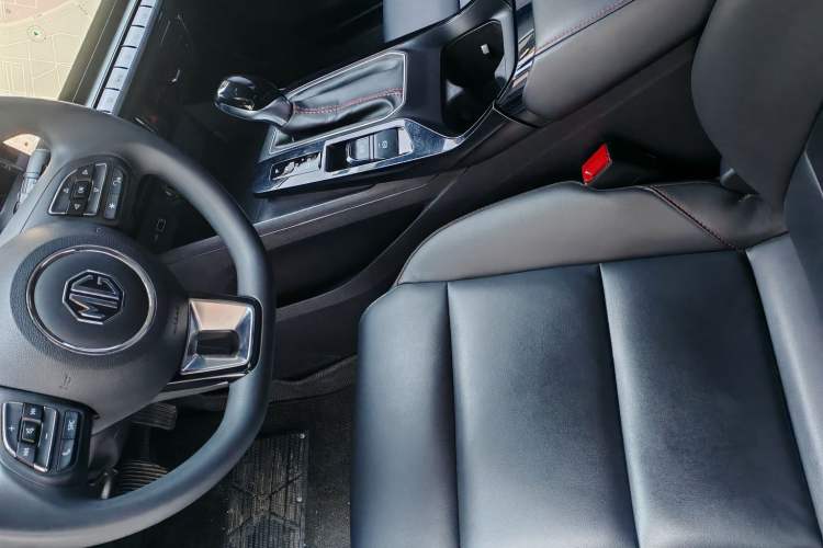 Used MG 5 2021 Revised Version 180 DVVT CVT Youth Luxury Edition