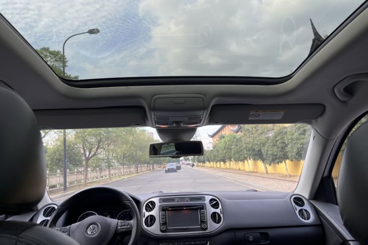 Used Volkswagen Tiguan 2015 2.0 TSI Automatic All-Wheel Drive Flagship Edition
