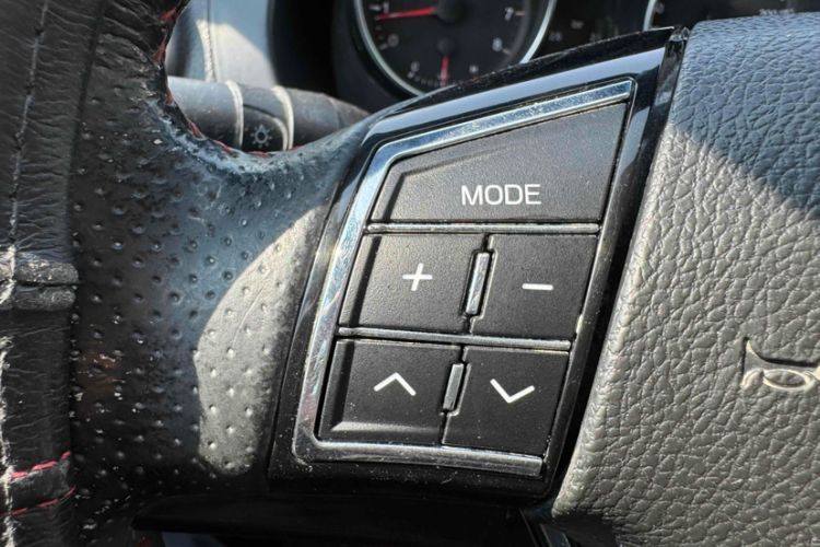 Used Haval H6 2016 Upgraded Model 1.5T Automatic Two-Wheel Drive Elite Version
