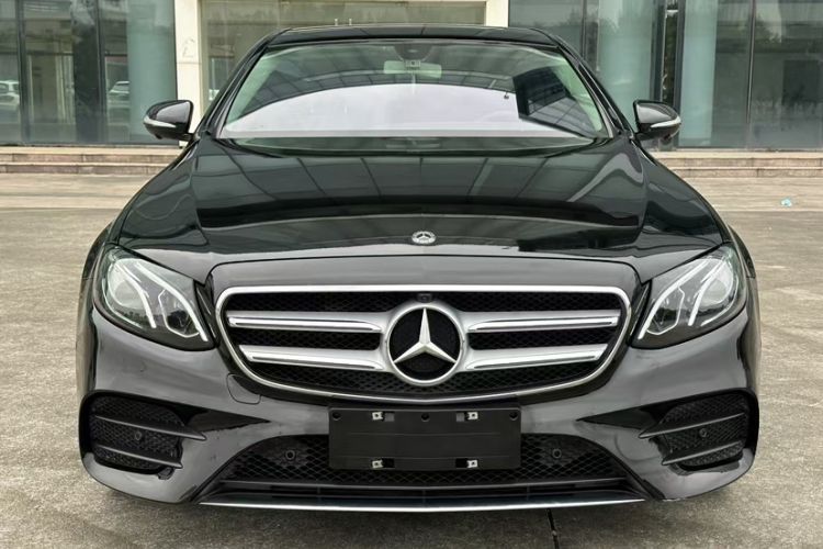 Used Mercedes-Benz E-Class 2019 E 300 L Sporty and Stylish Model
