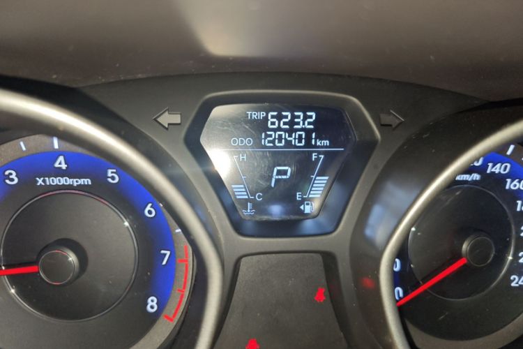 Used Hyundai Elantra 2012 1.6L Automatic Fashion Edition