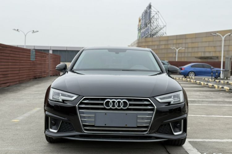 Used Audi A4L 2019 40 TFSI Fashion Edition China VI Emission Standard