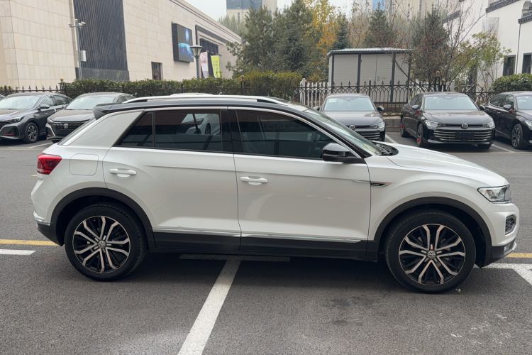Used Volkswagen T-ROC 2018 280TSI DSG Two-Wheel-Drive Comfort Version China V Standard
