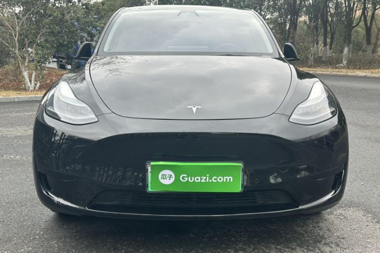 Used Tesla Model Y 2023 Rear-Wheel-Drive Version