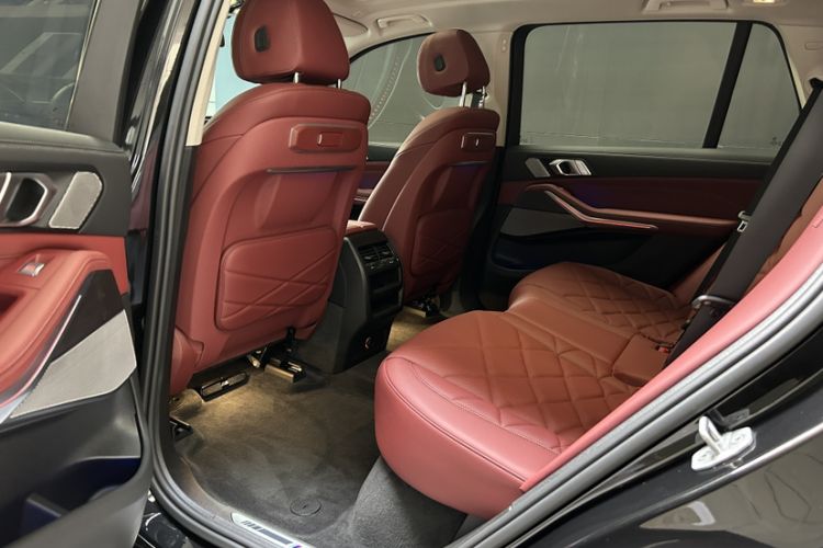 Used BMW X5 2023 xDrive 30Li Luxury M Sport Night Edition Package
