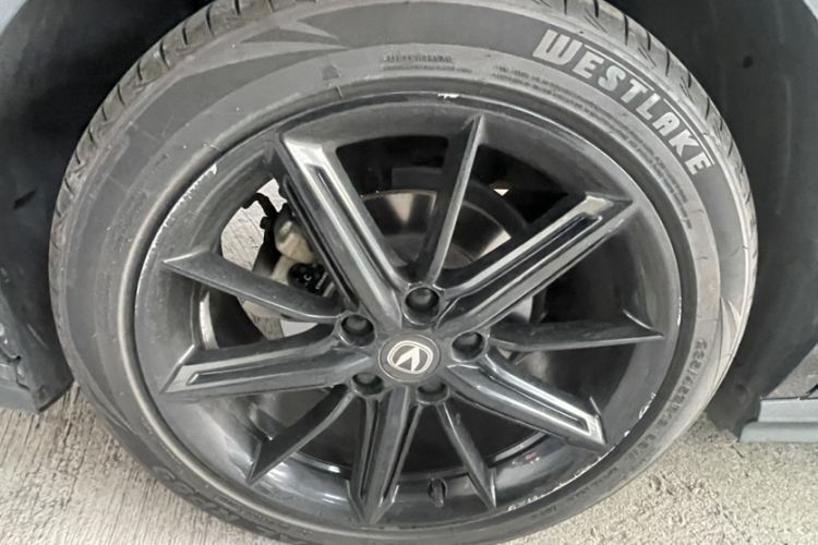 Used Changan UNI-V 2022 1.5T Prestige Version
