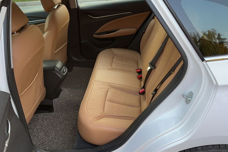 Used Buick Excelle GX 2018 18T Automatic Flagship Model
