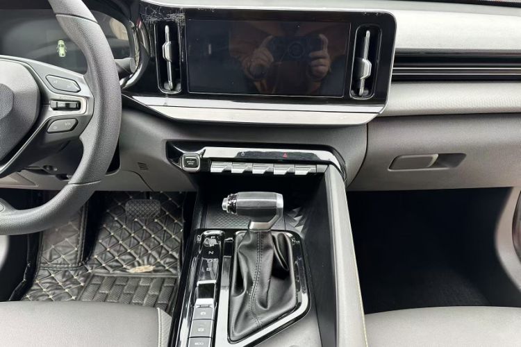 Used Baojun RC-5 2020 1.5T CVT Smart Luxury Edition