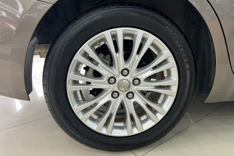 Used Buick GT 2017 15N Automatic Elite Version
