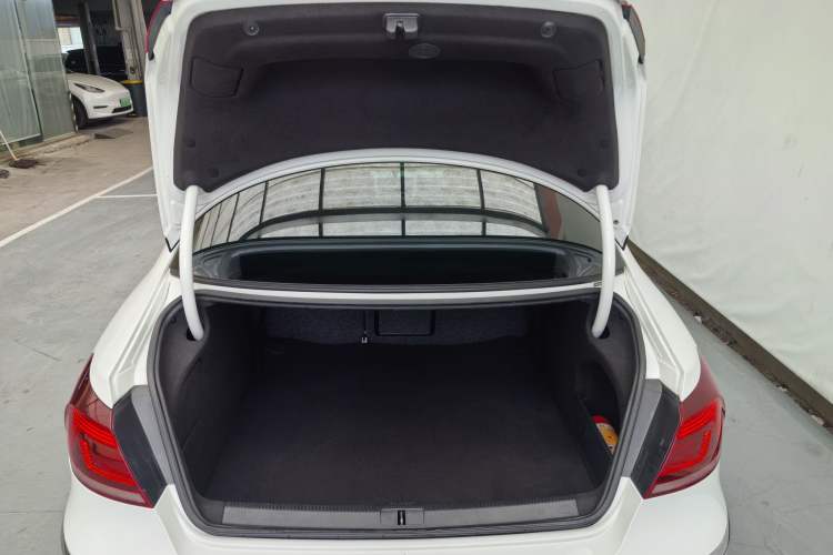 Used Volkswagen FAW-Volkswagen CC 2016 1.8TSI Luxury Model
