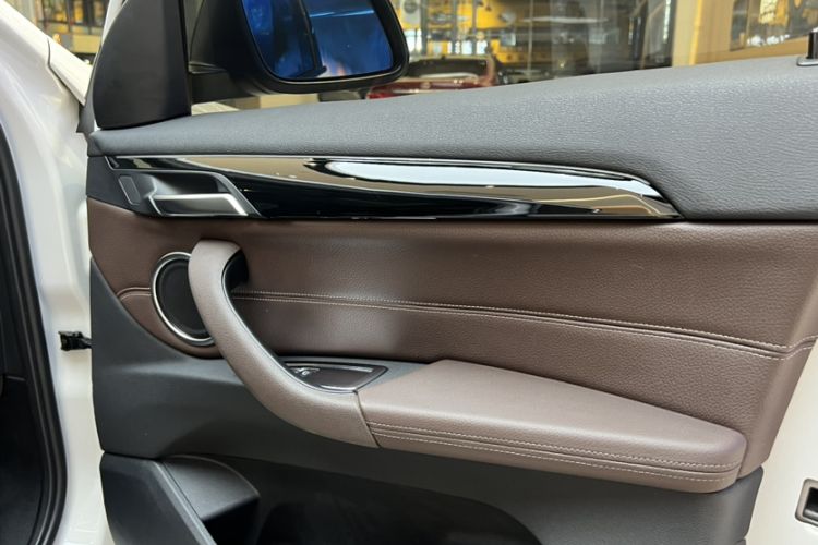 Used BMW X1 2019 xDrive20Li Luxury Model
