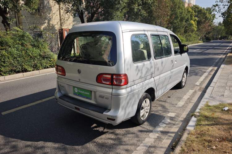 Used FORTHING Lingzhi 2018 M3 1.5L 7-Seater Standard Model
