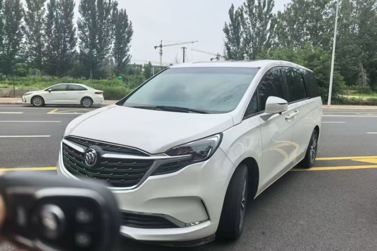 Used Buick GL8 2022 ES Landtrek 653T Luxury Edition
