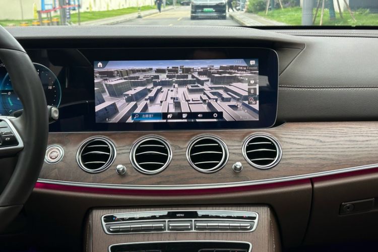 Used Mercedes-Benz E-Class 2023 Updated E 300 L Fashion Edition
