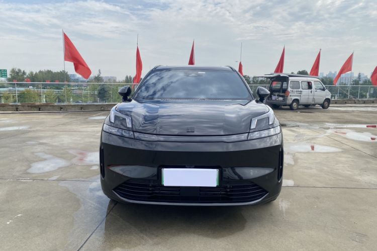 Used Lynk & Co 08 EM-P 2023 120km Long-Range Pro