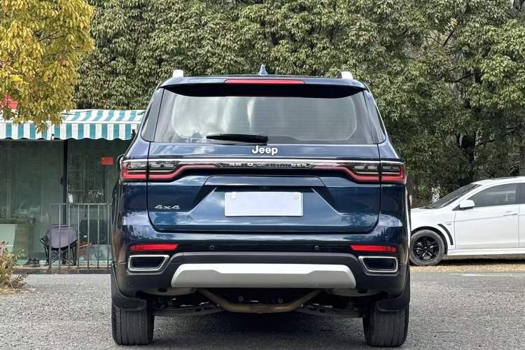 Used  Grand Commander 2022 2.0T Four-Wheel Drive Luxury Edition