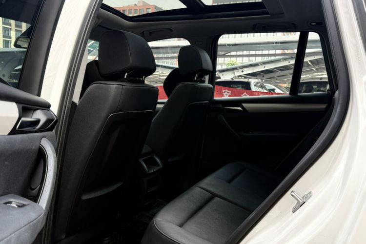 Used BMW X3 2016 sDrive20i
