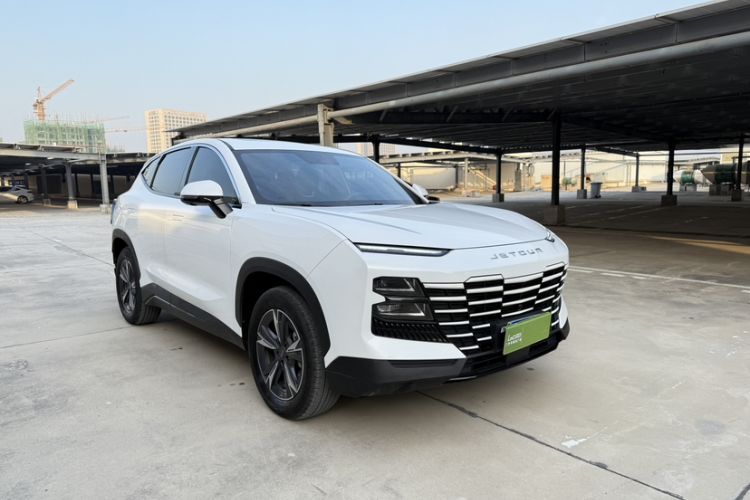 Used JETOUR Dashing 2023 1.5T DCT Starlight Shine Pro Edition
