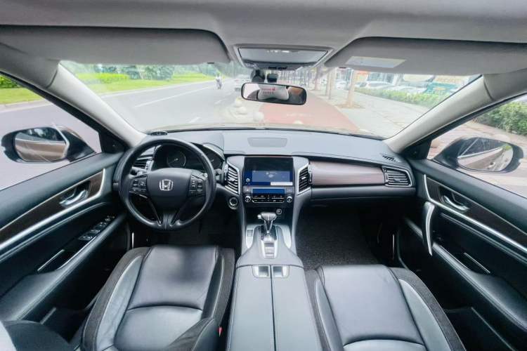 Used Honda Avancier 2017 240TURBO Two-Wheel Drive Comfort Version
